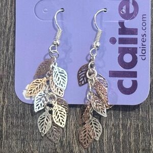 💞 New Silver & Gold Leaf Sensitive Solutions Dangle Earrings